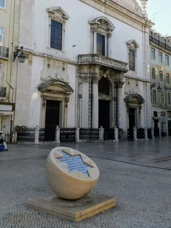 April 19, 1506, during the Easter season. Thousands New Christians were killed here