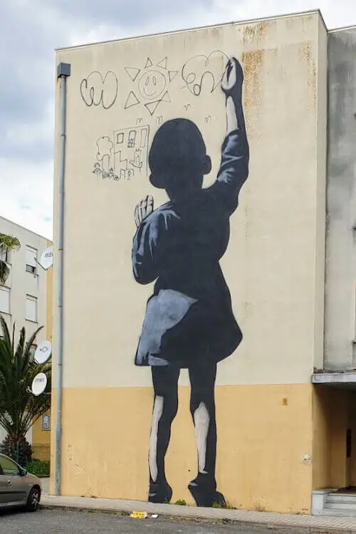 Street art by Adres in Quinta do Mocho, Lisbon