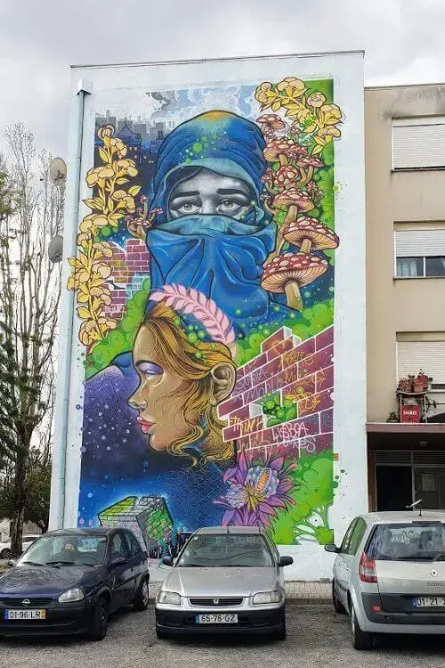 Street art by Risca Com o Que Há in Quinta do Mocho, Lisbon