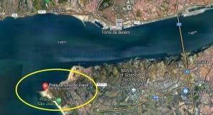 Cova do Vapor as seen from Google Earth's Satellite.